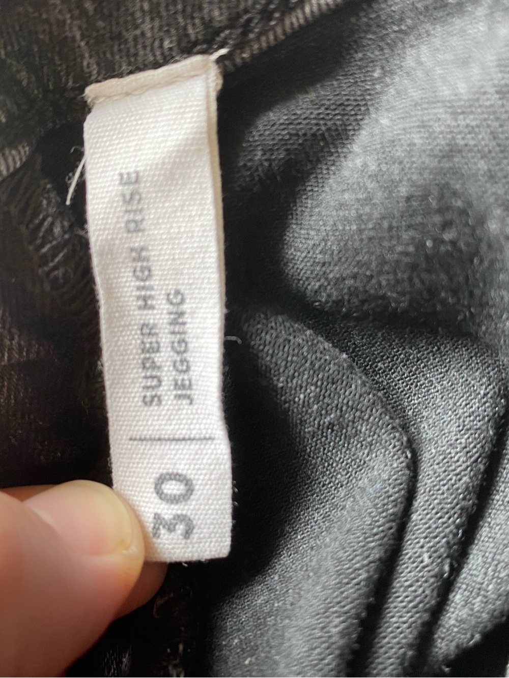 PacSun Women’s Straight Leg Jeans in Washed Black - Picture 6 of 7